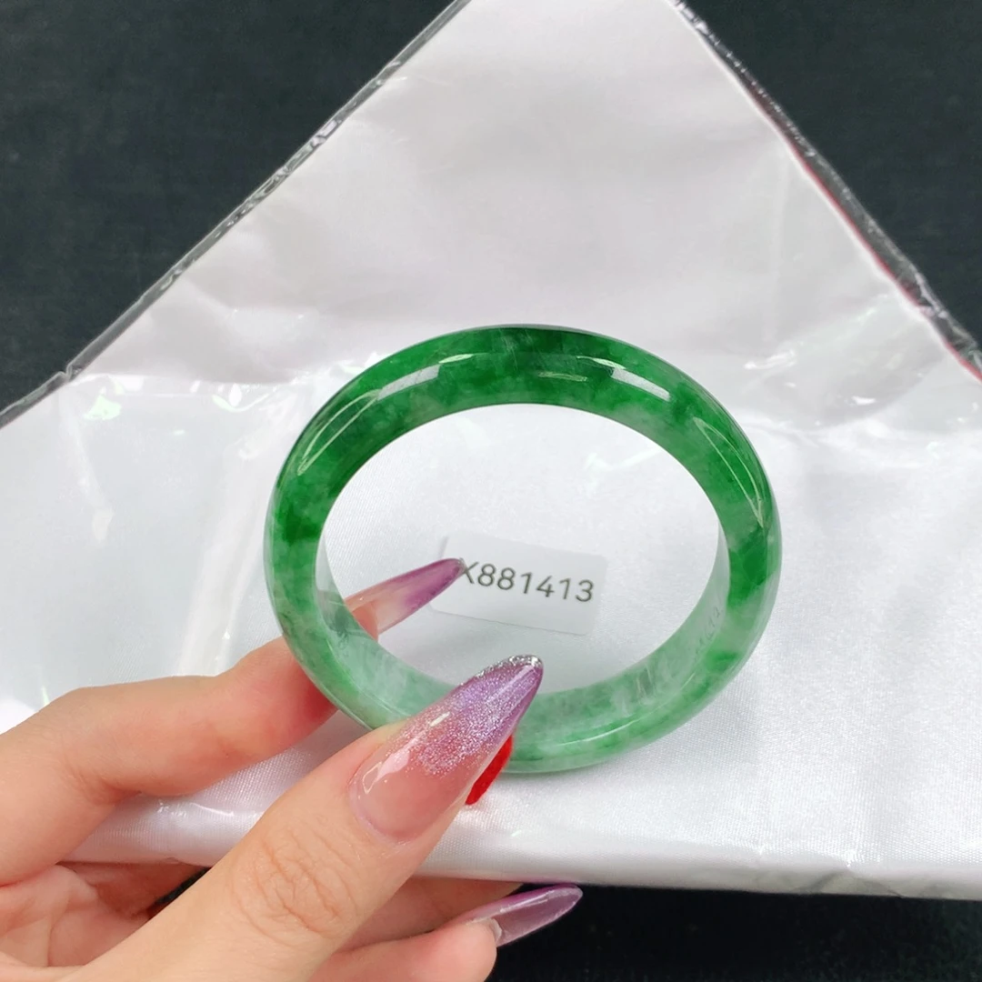 翡翠未镶嵌手镯天然翡翠手镯04