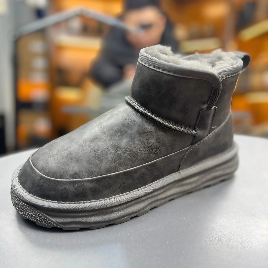 8655 内里全部羊毛 男士短筒雪地靴牛皮面防水防滑加绒加厚保暖
