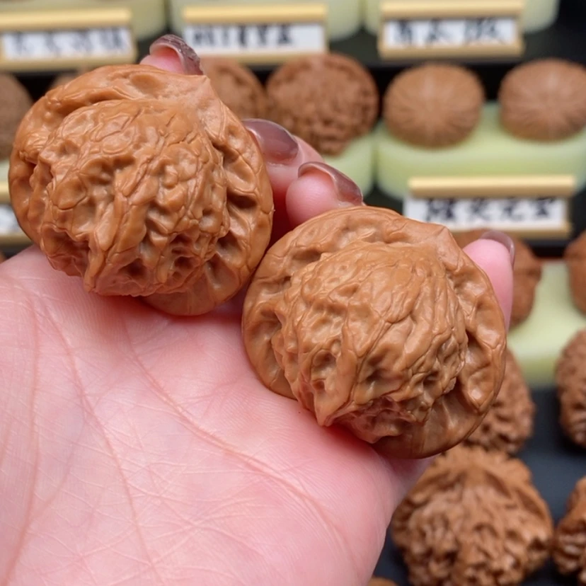 【闪购商品】文玩核桃吊坠阿***?图图