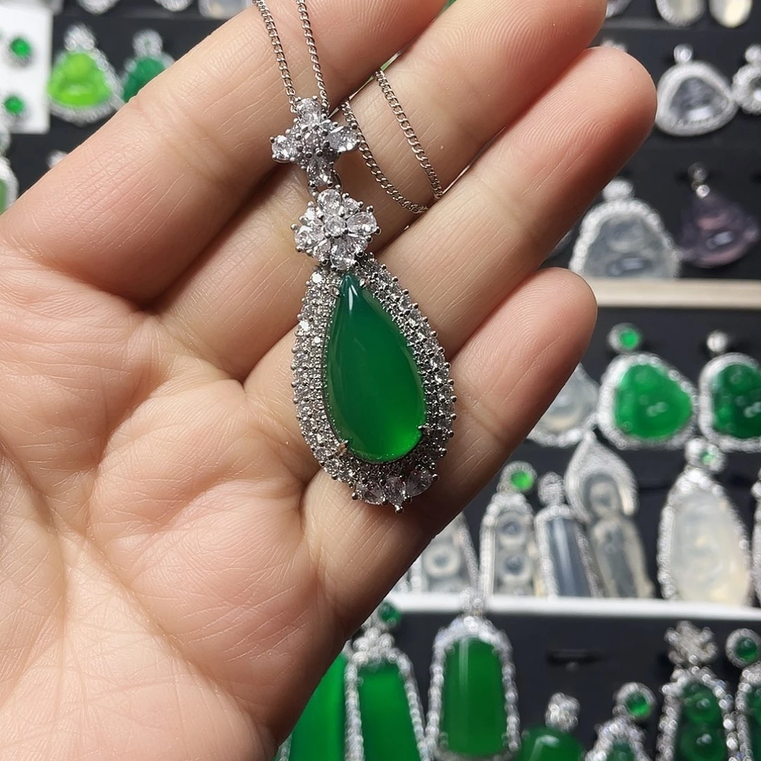 玛瑙/玉髓颈饰合金