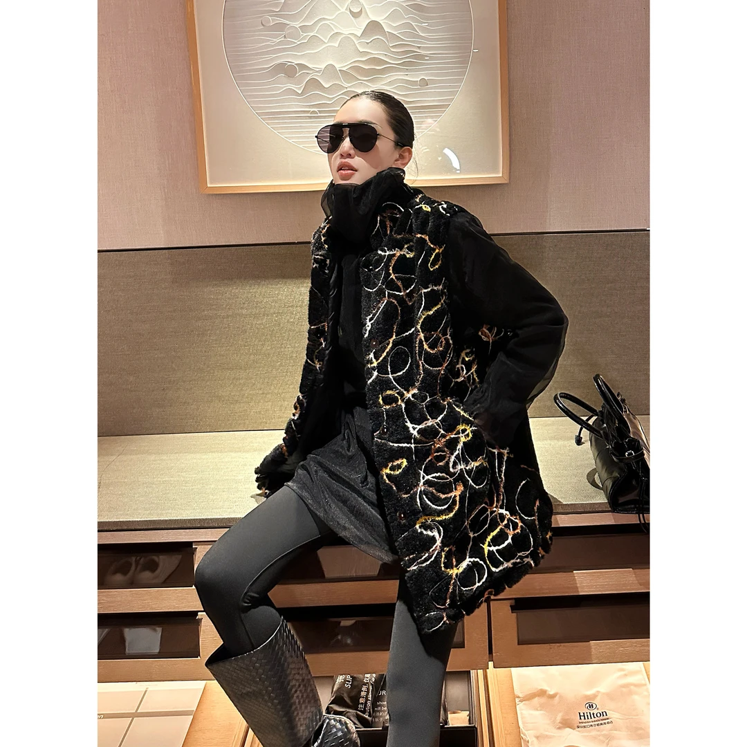 紫紫  波普艺术马甲   典藏肌理暖圈圈毛呢马甲ZD10WZYL796