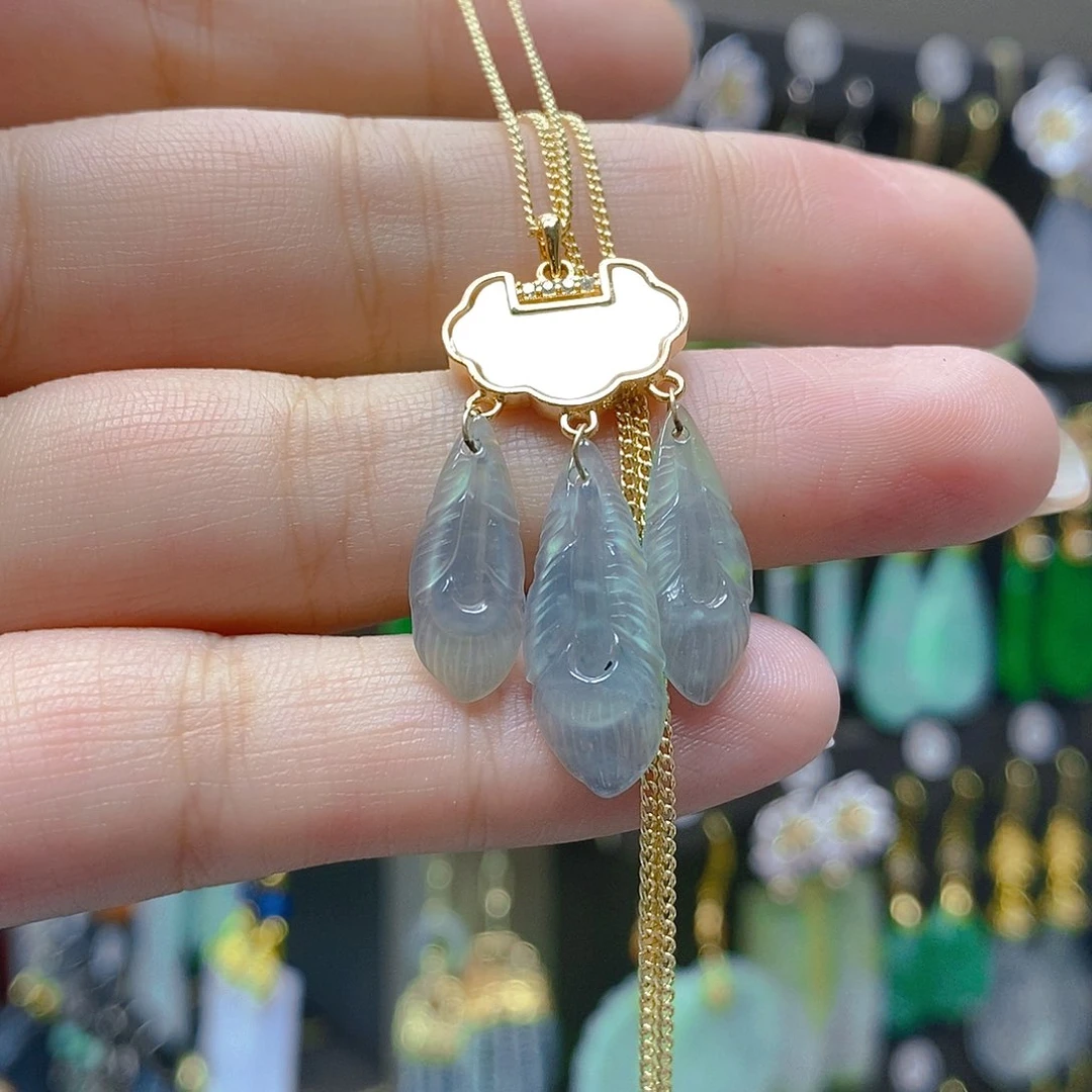 未镶嵌翡翠耳饰翡翠