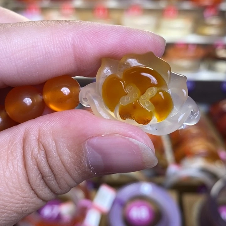 玛瑙/玉髓手镯未镶嵌