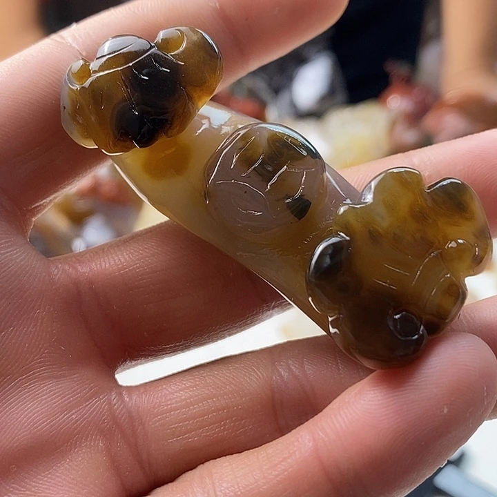 玛瑙/玉髓未镶嵌颈饰