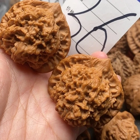 桃核吊坠50全品官帽