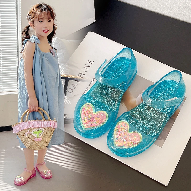 女童凉鞋夏季新款爱心小女孩公主鞋防滑包头软底水晶鞋儿童沙滩鞋