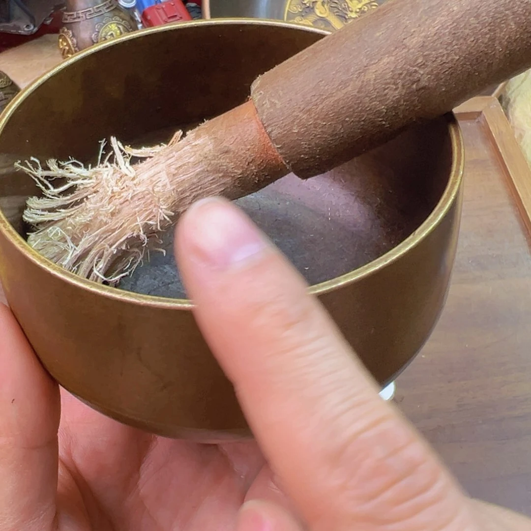 原矿风磨铜紫金钵盂