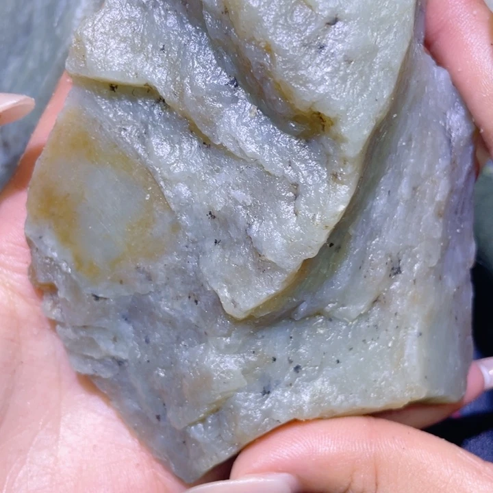 和田玉未镶嵌珠宝半成品