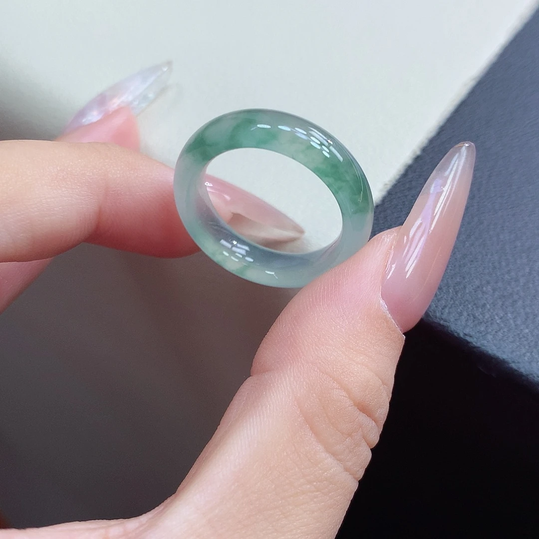 翡翠未镶嵌戒指17号