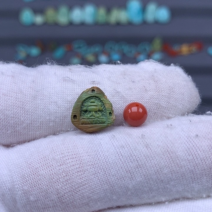 南红玛瑙未镶嵌珠宝奇石