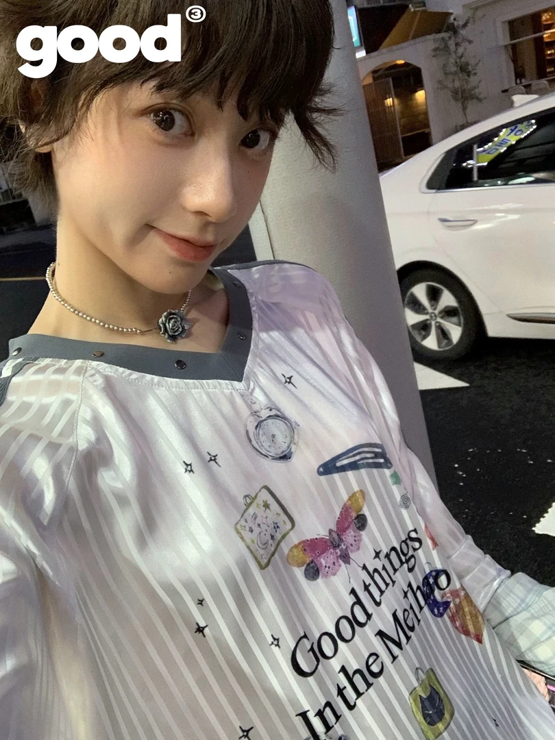16-510/运动女孩风v领球服