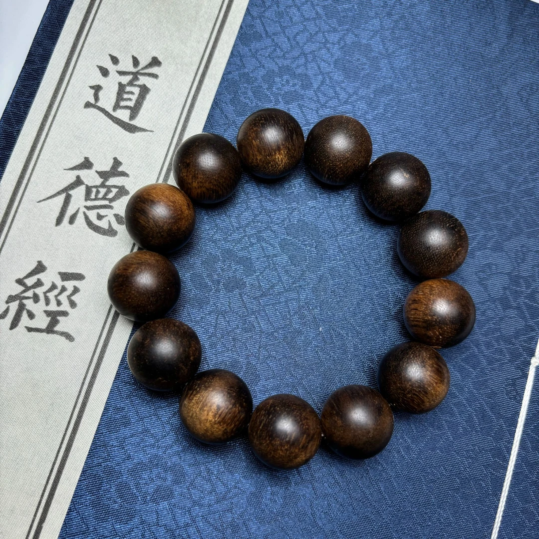 DZX128 沉香圆珠手串尺寸约18mm 多样性发一件