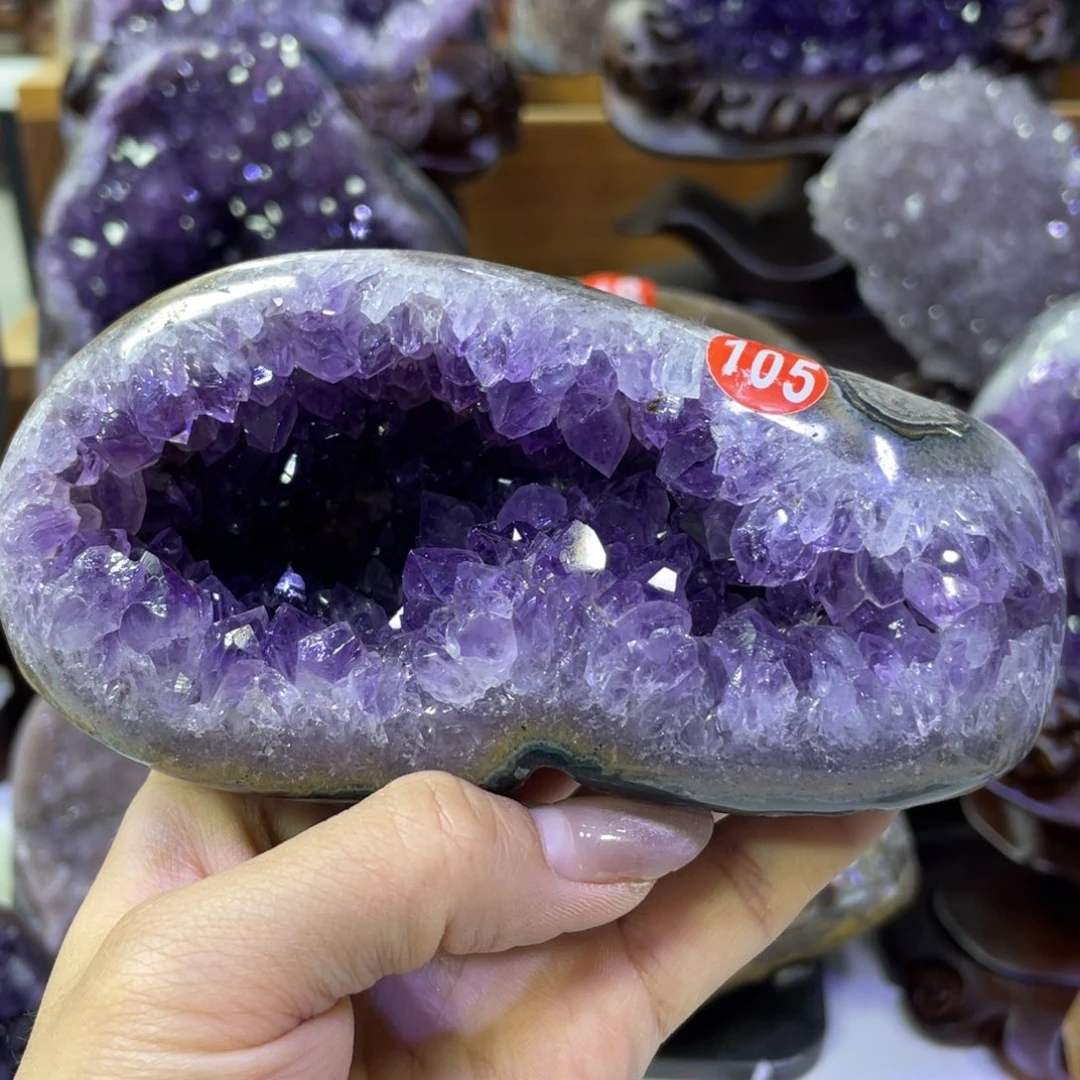 未镶嵌水晶大型摆件（非配饰）