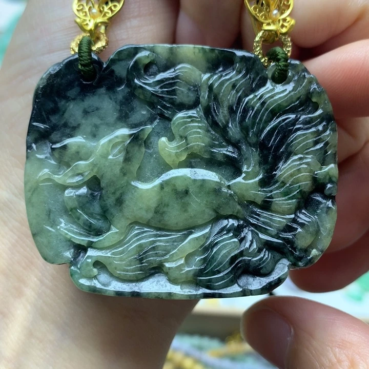 颈饰未镶嵌翡翠翡翠