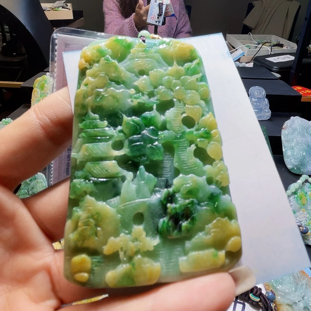 颈饰未镶嵌翡翠翡翠