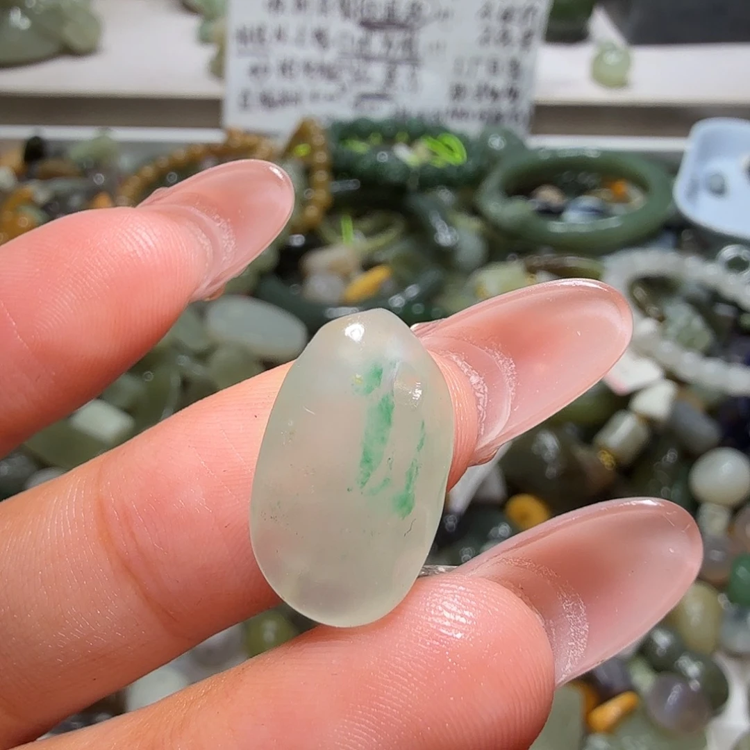 和田玉未镶嵌珠宝奇石