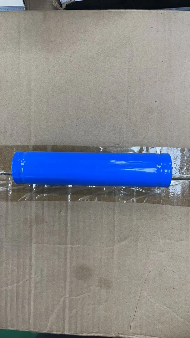 （一单一个）3.2V小圆柱磷酸铁锂电芯