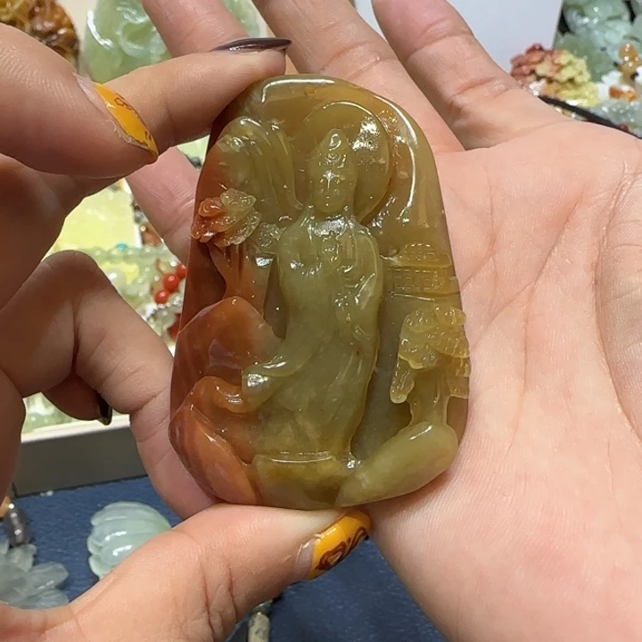未镶嵌蛇纹石玉吊坠