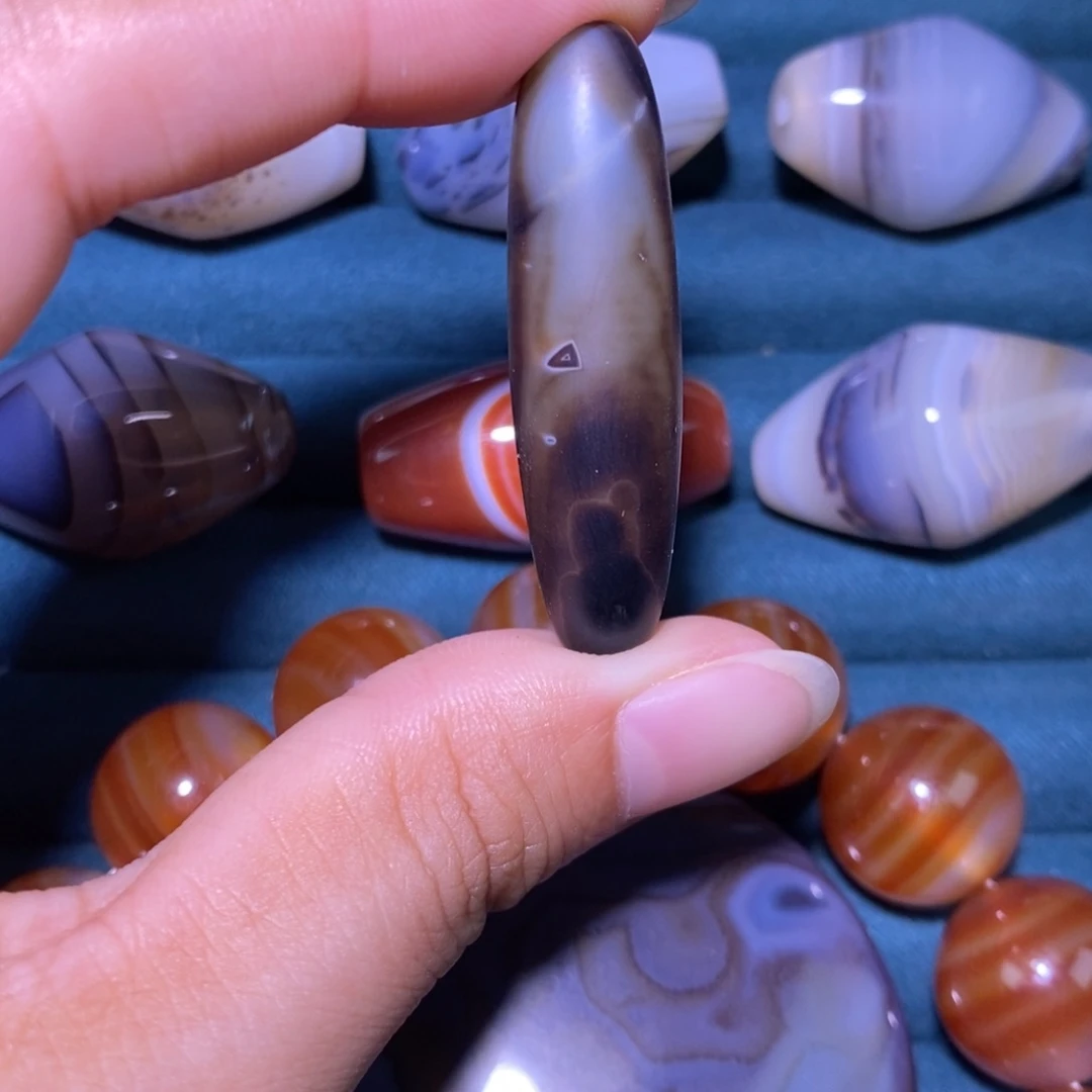 未镶嵌玛瑙/玉髓珠宝奇石