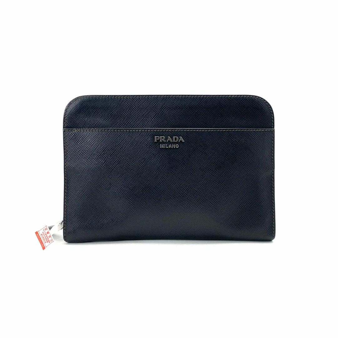 95新 Prada/普拉达 黑色全皮手拿包 尺寸26/19经典休闲