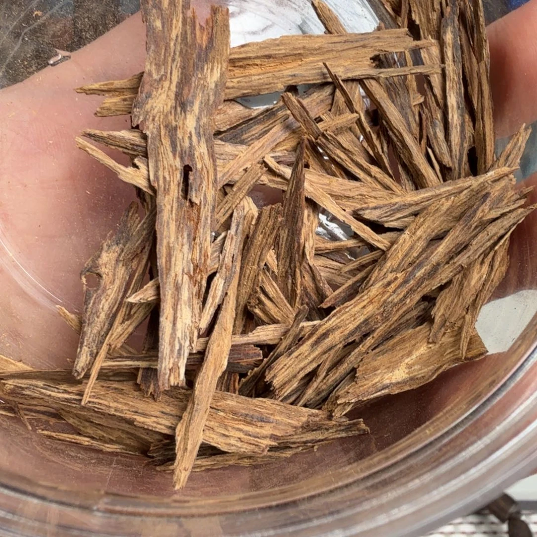 沉香碎屑沉香金三角沉水品香料1克