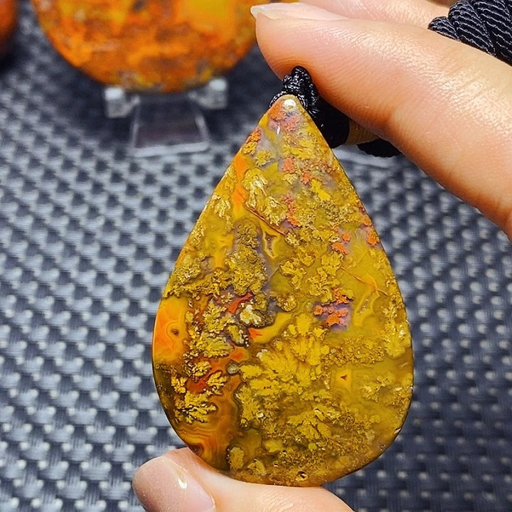 玛瑙/玉髓颈饰未镶嵌万****
