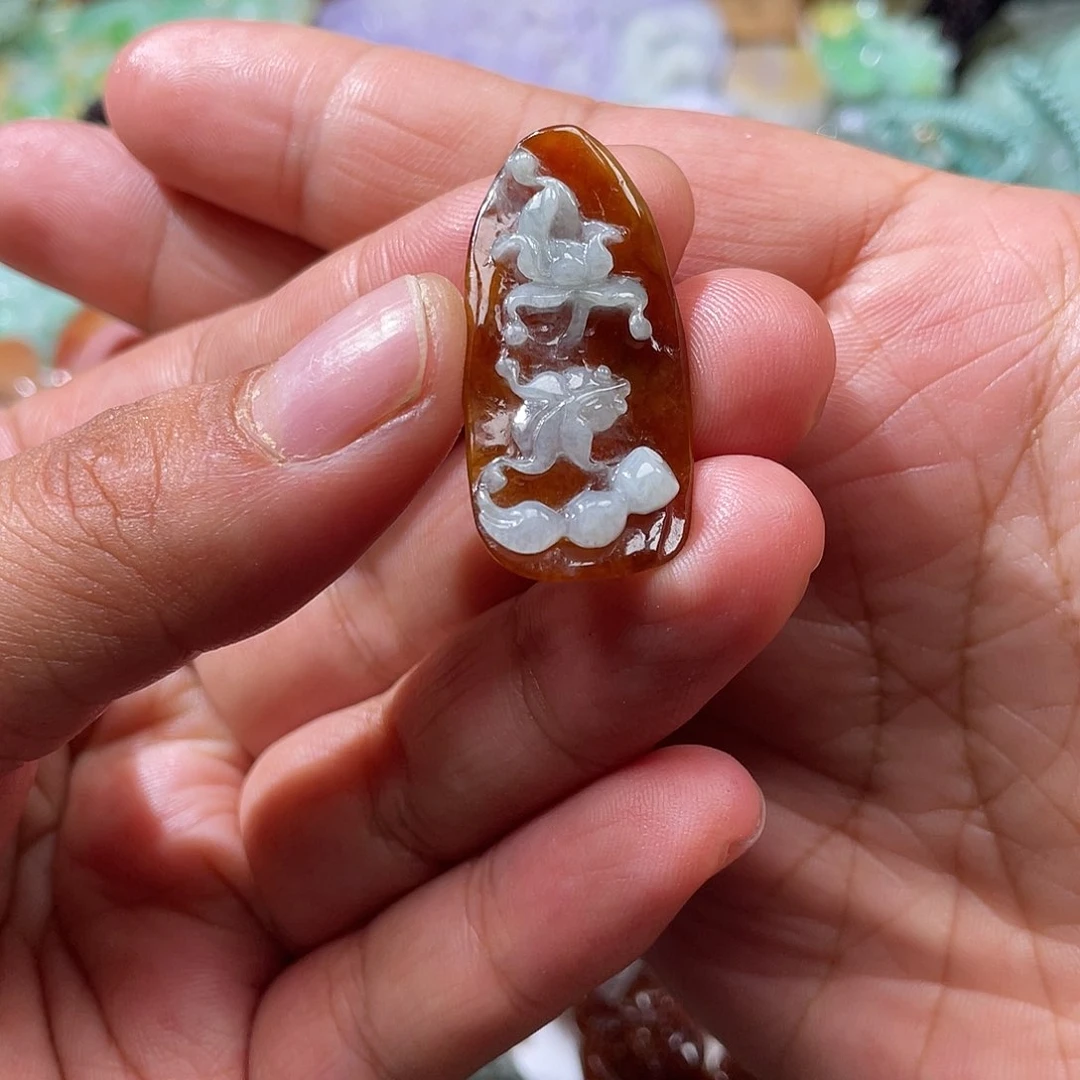 颈饰未镶嵌翡翠浅*翡玉缘翡翠
