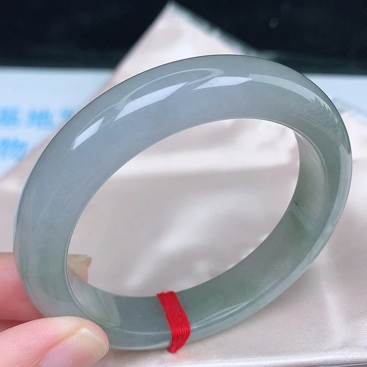 未镶嵌手镯翡翠天然