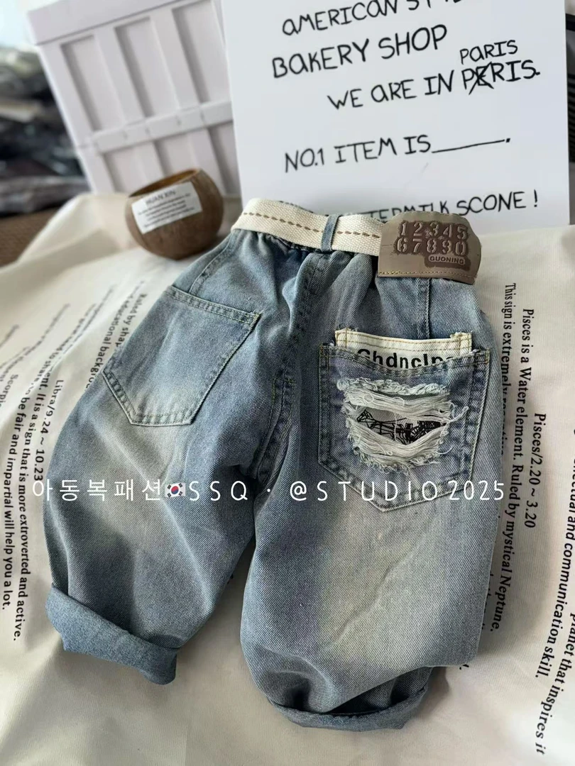 【向子妈】爆款！韩国大破洞牛仔裤裤脚翻白牛仔裤SSQ004【拍大一码】