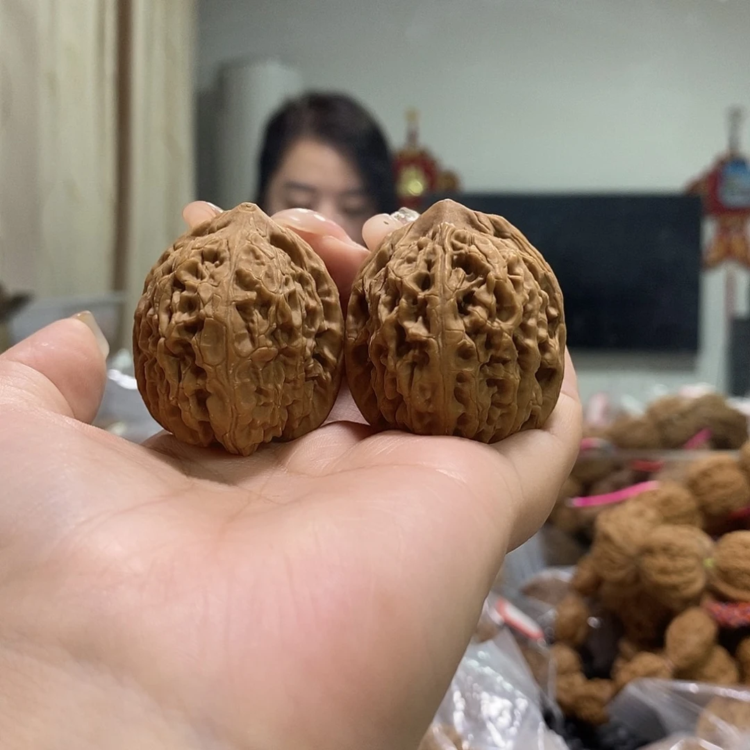 把件文玩核桃36➕荔枝纹尖有伤