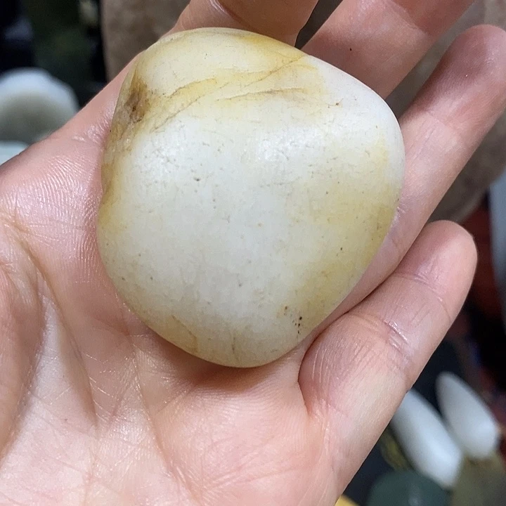 和田玉（糖玉）未镶嵌挂件