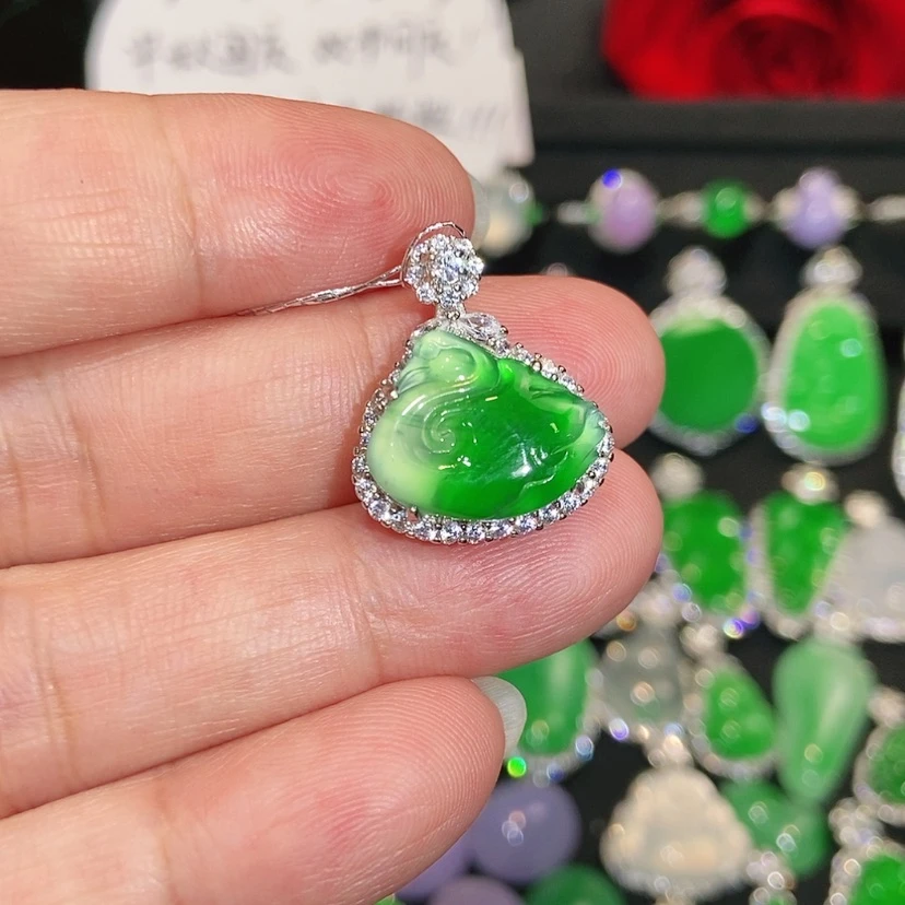 【闪购商品】颈饰未镶嵌翡翠天然翡翠