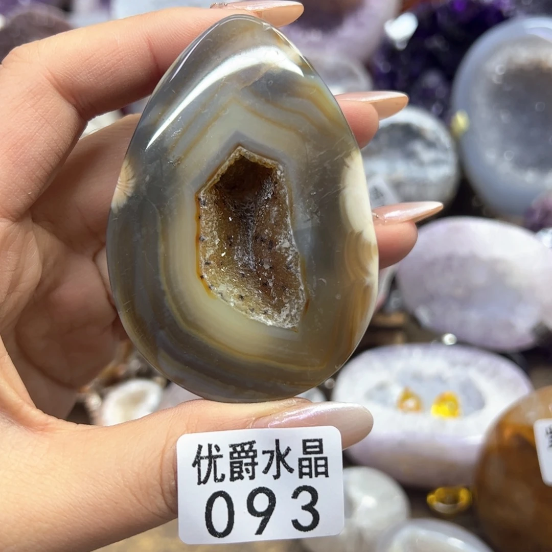 未镶嵌大型摆件（非配饰）紫晶93