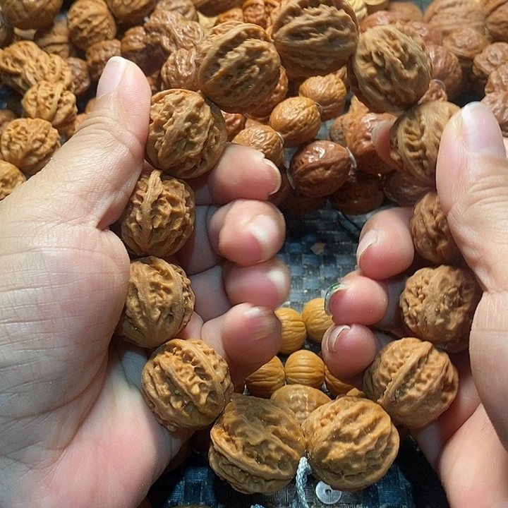 文玩核桃手串粗筋八棱