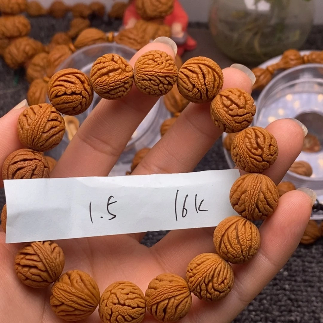 秦岭山脉龙纹桃核