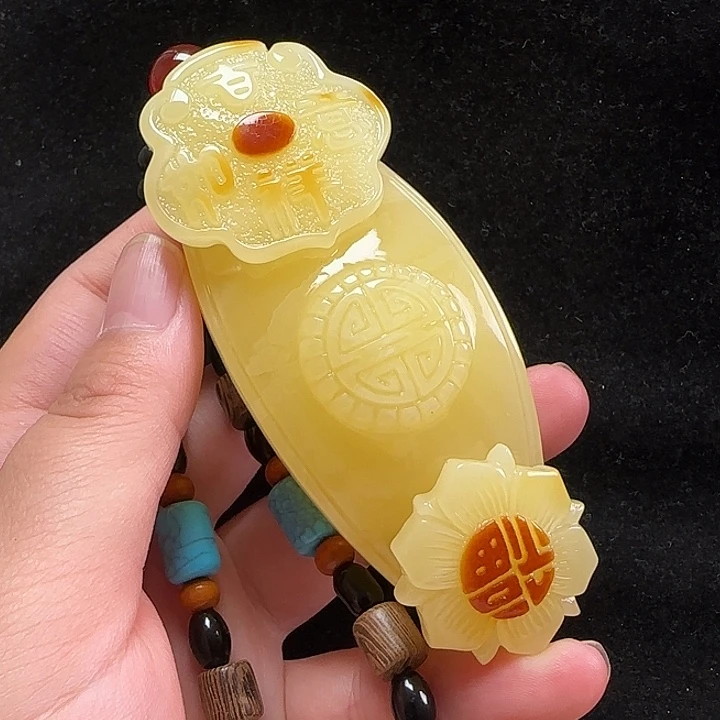 未镶嵌蜜蜡珠宝奇石