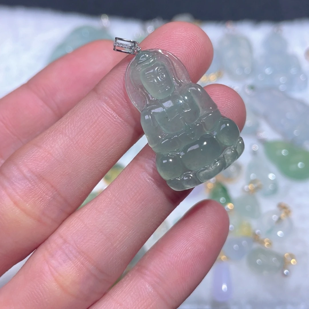 颈饰18K金镶嵌翡翠翡翠