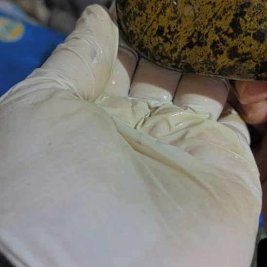 福***行藏玉药王石原石一个摆件