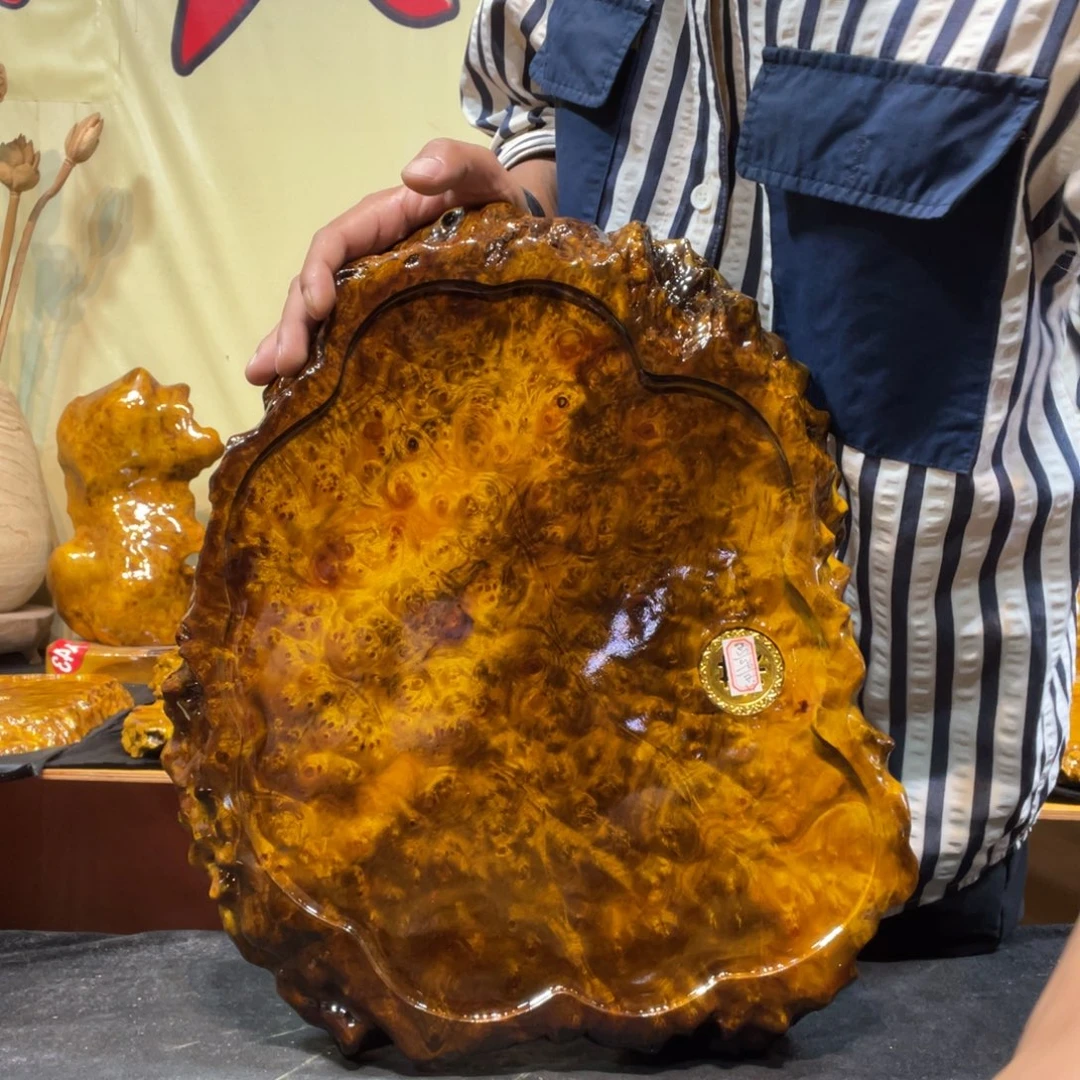 缅甸黄金樟树瘤工