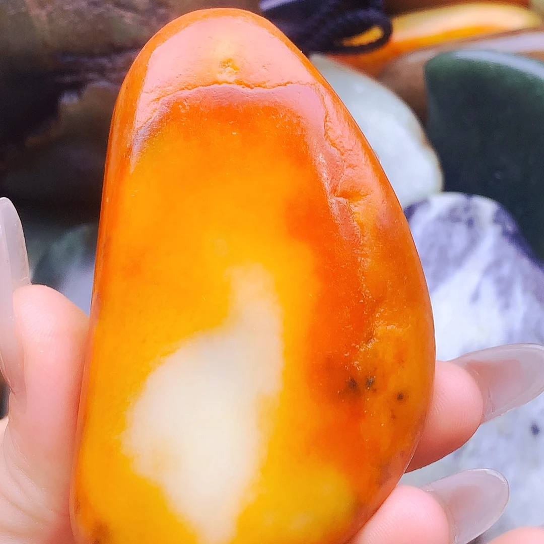 未镶嵌和田玉（糖玉）把件