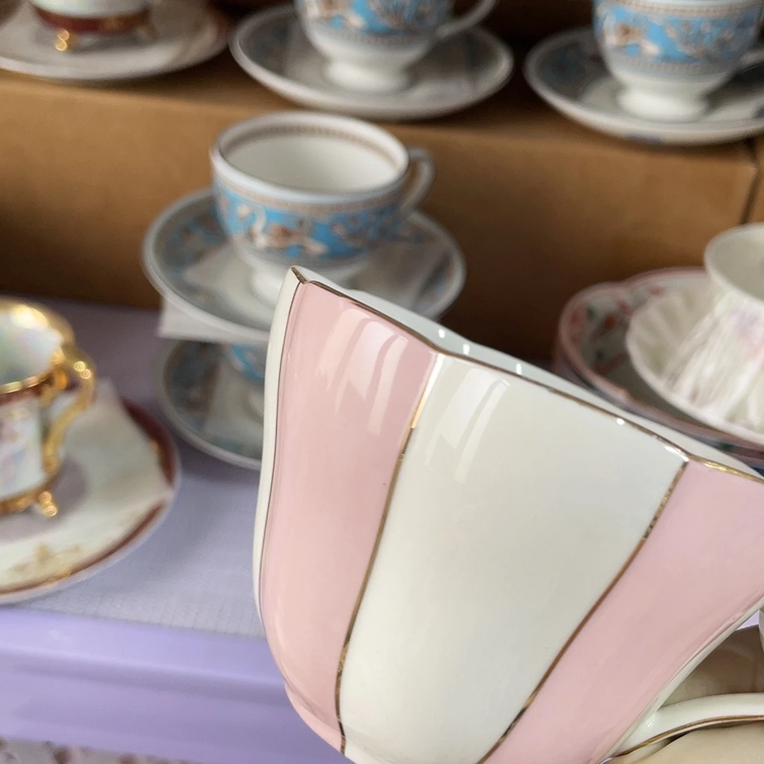 鹿屋家的美丽咖啡杯玫***e