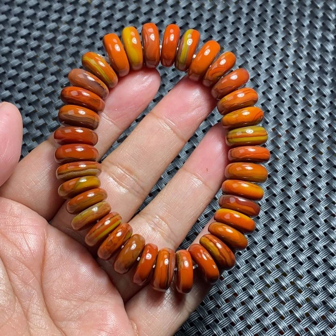 玛瑙/玉髓战国红未镶嵌方***贝