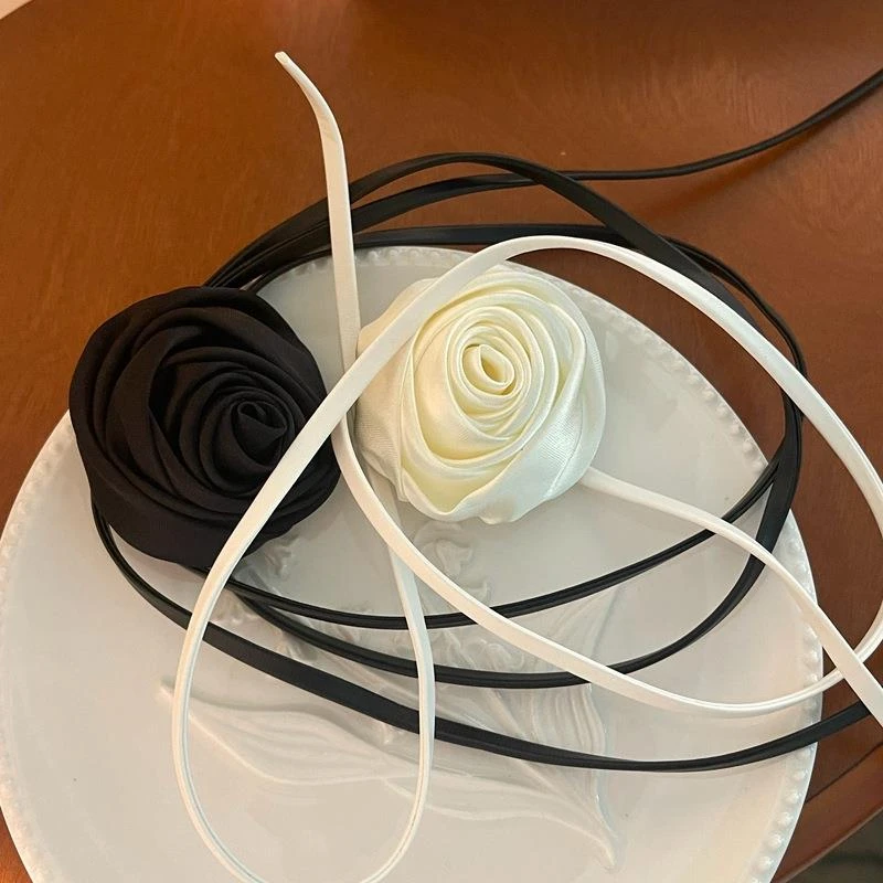 钛钢锆石项链 法式温柔缎面山茶花绑带项链颈链复古度假风甜美春