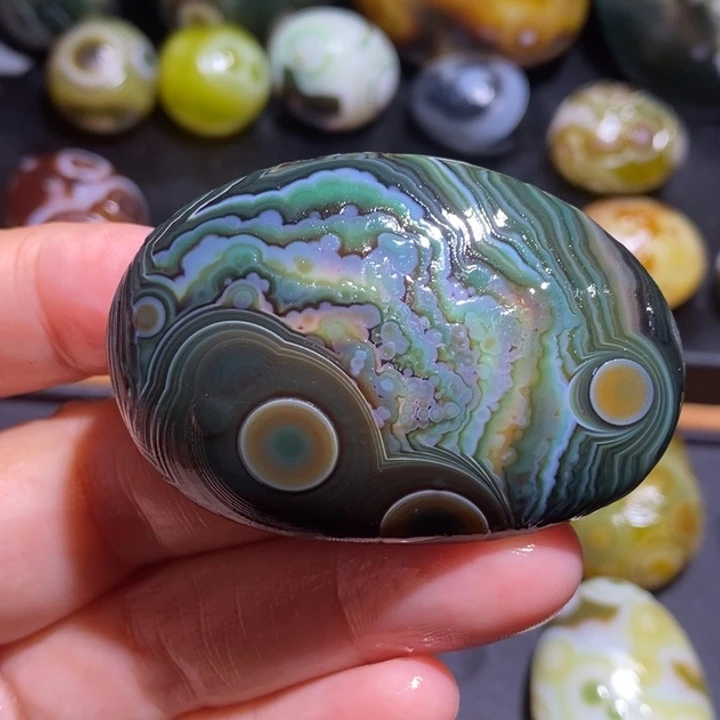 未镶嵌玛瑙/玉髓珠宝半成品55