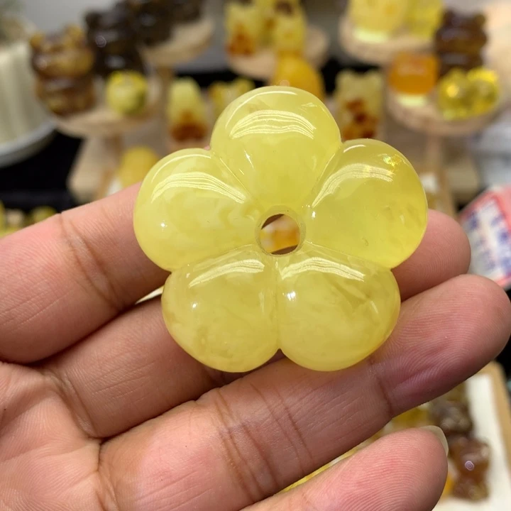 琥珀颈饰未镶嵌大空心花