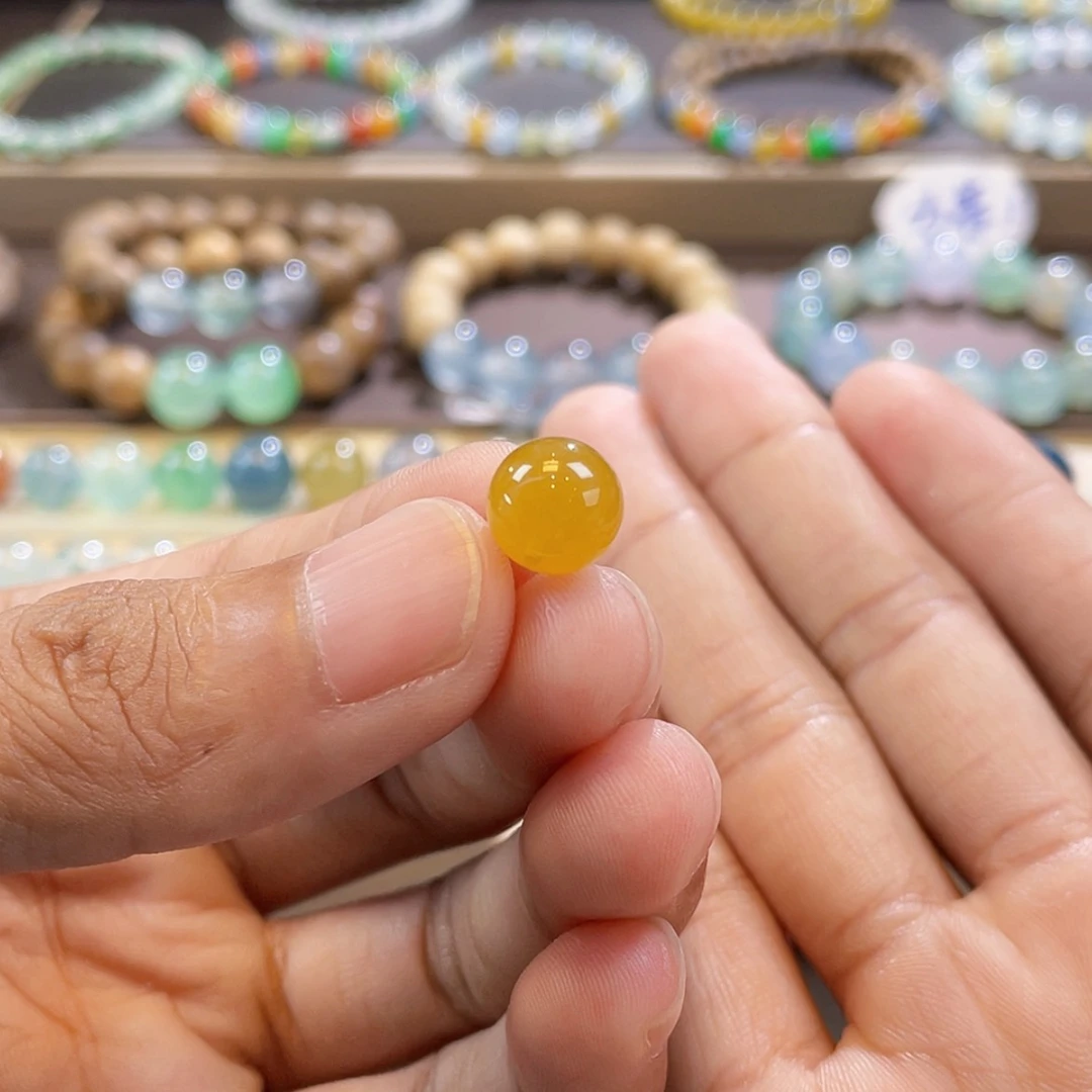 【闪购商品】颈饰未镶嵌翡翠鸡油黄
