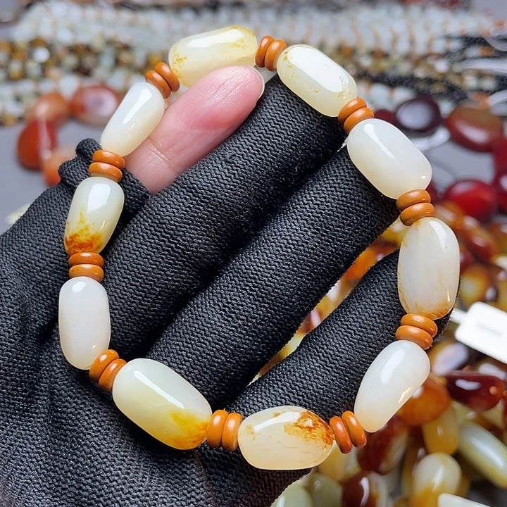 和田玉未镶嵌手链