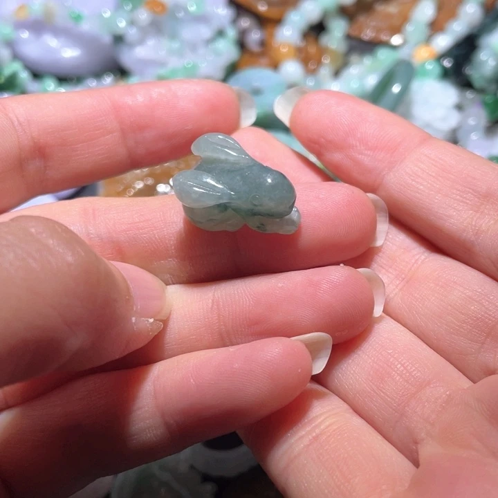 【闪购商品】翡翠颈饰未镶嵌天然翡翠