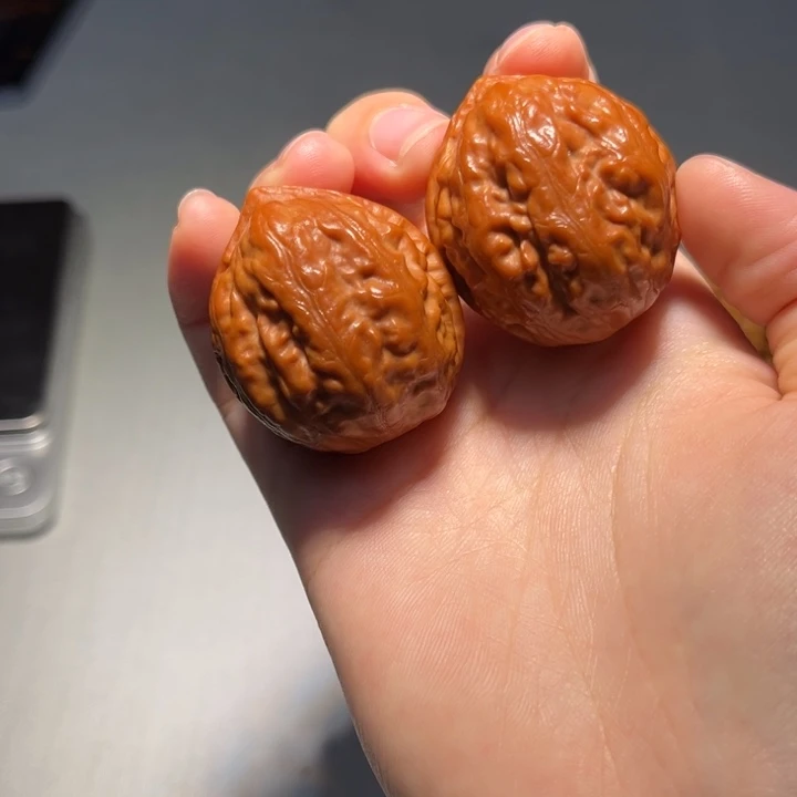 文玩核桃把件玉龙粗筋070
