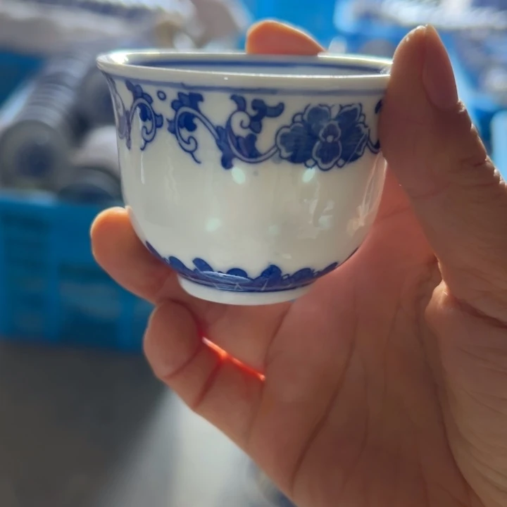 陶瓷青花玲珑80毫升牡丹小茶杯